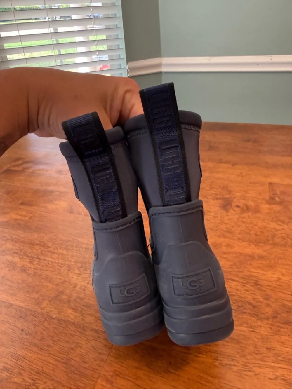 UGG Kids Droplet Mid Waterproof Rain Boots Navy Size 9